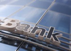 DNB investuotojų klaidinimo byla, banko pastato iškaba