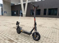 Elektrinių paspirtukų saugumas - elektrinis paspirtukas su tyrimų įranga