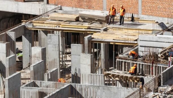 Hanner butų pardavimai nuo 2009 metų, statomas daugiabutis gyvenamųjų namų projekte