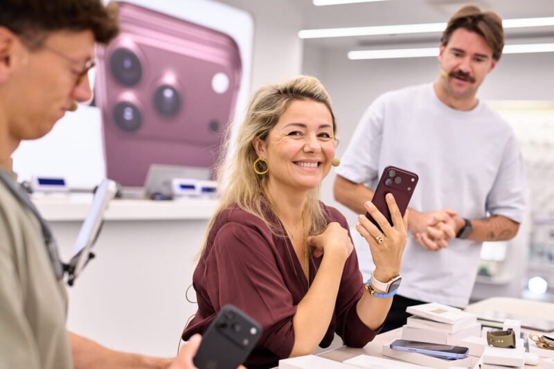 „iPhone 18 Pro“ prekyba Lietuvoje, naujojo telefono pristatymas renginyje