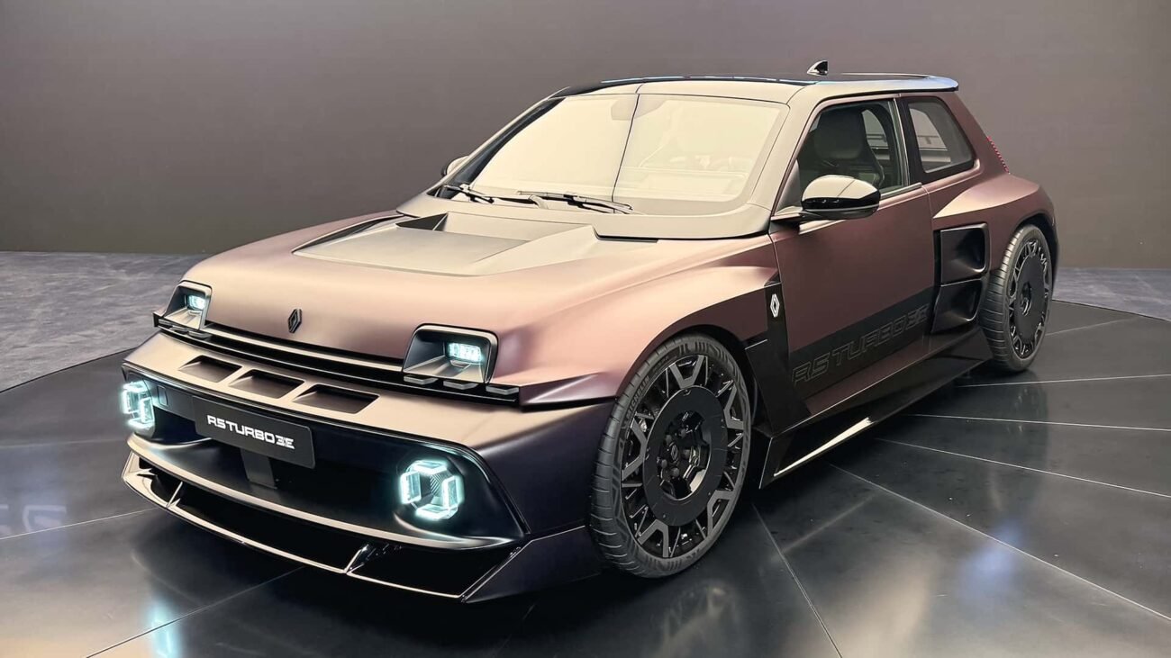 „Renault“ elektrinė superhečbekas Turbo 3E už 160 tūkst. eurų: jau daugiau nei 1 000 užsakymų