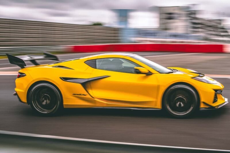 Ford Mustang GTD įveikė Corvette Nürburgringe, bet GM atsako atsisakymu revanšo