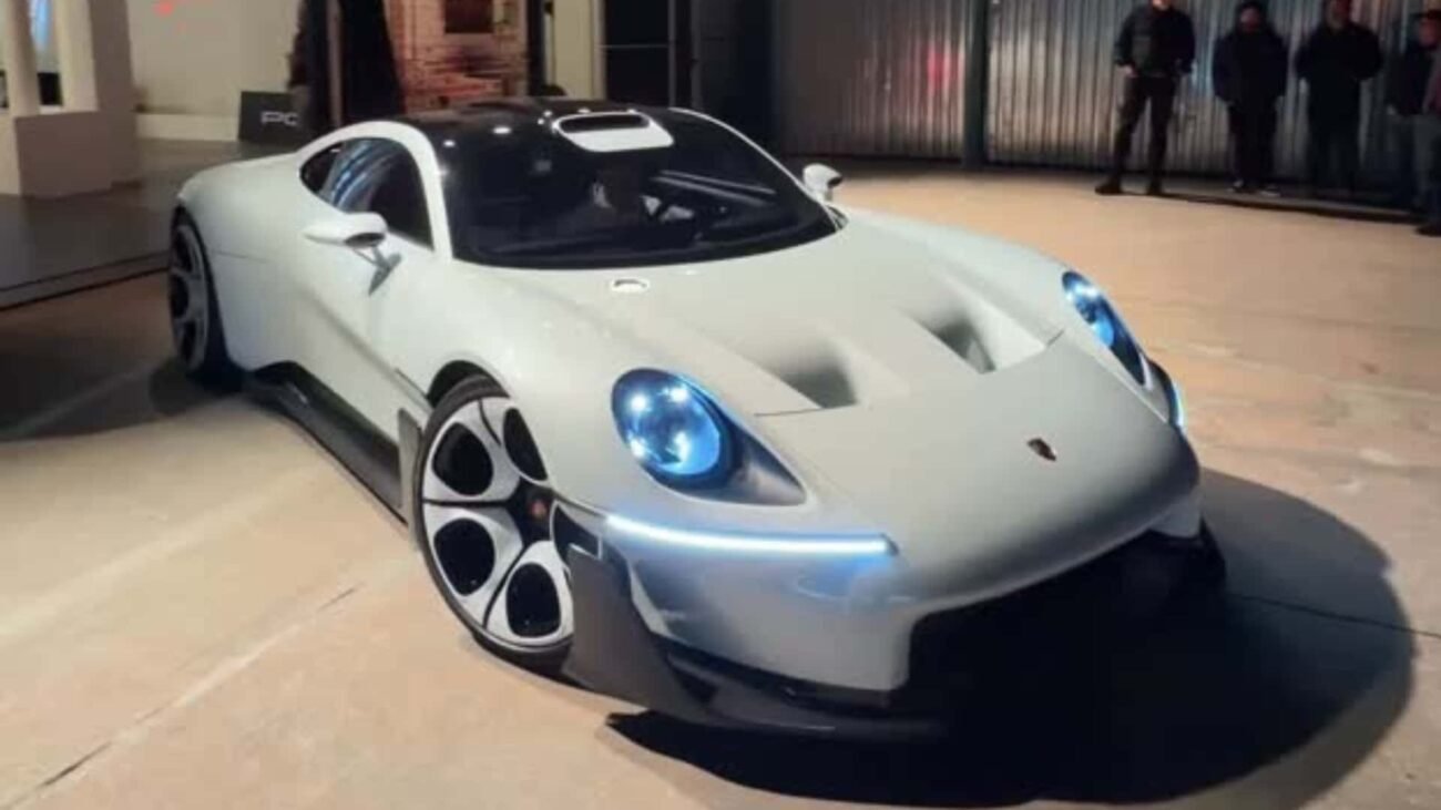 „Porsche Mission S“ debiutas: kas slepiasi po įspūdingu variklio garsu?