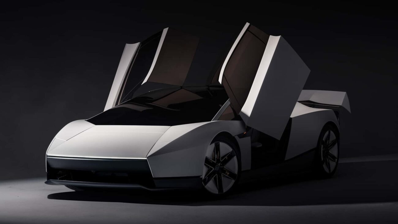 Tesla Roadster žada šokiruojantį 330 km/val. greitį - ar tai įmanoma?