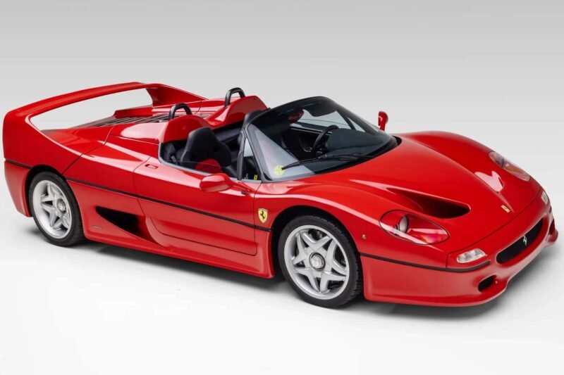 Ferrari F50 su vos 106 myliomis? Toks egzempliorius aukcione gali įveikti 20 mln. ribą