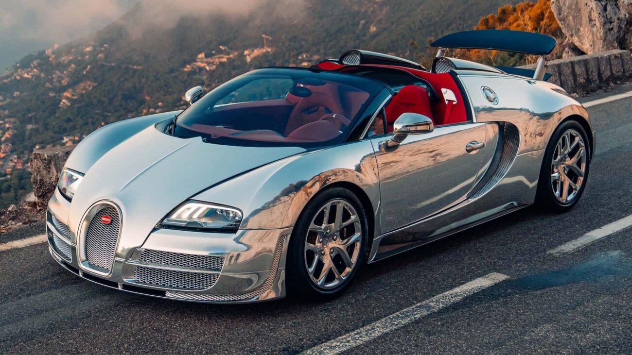 Veidrodinis Bugatti Veyron prikeltas naujam gyvenimui: įspūdingos restauracijos detalės