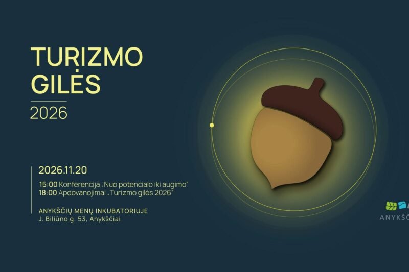 Tamsiame plakate pavaizduota stilizuota gilė ir užrašas „Turizmo gilės 2026“